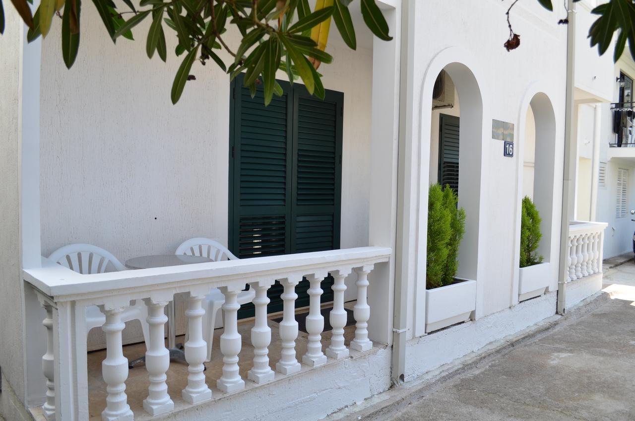Amarillo Apartments Budva Exterior photo